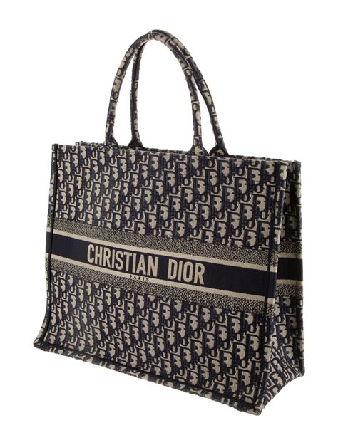 dior book tote bag in dior oblique black|christian Dior medium lady bag.